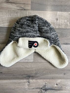 Reebok Philadelphia Flyers NHL Winter Classic Trapper Hat